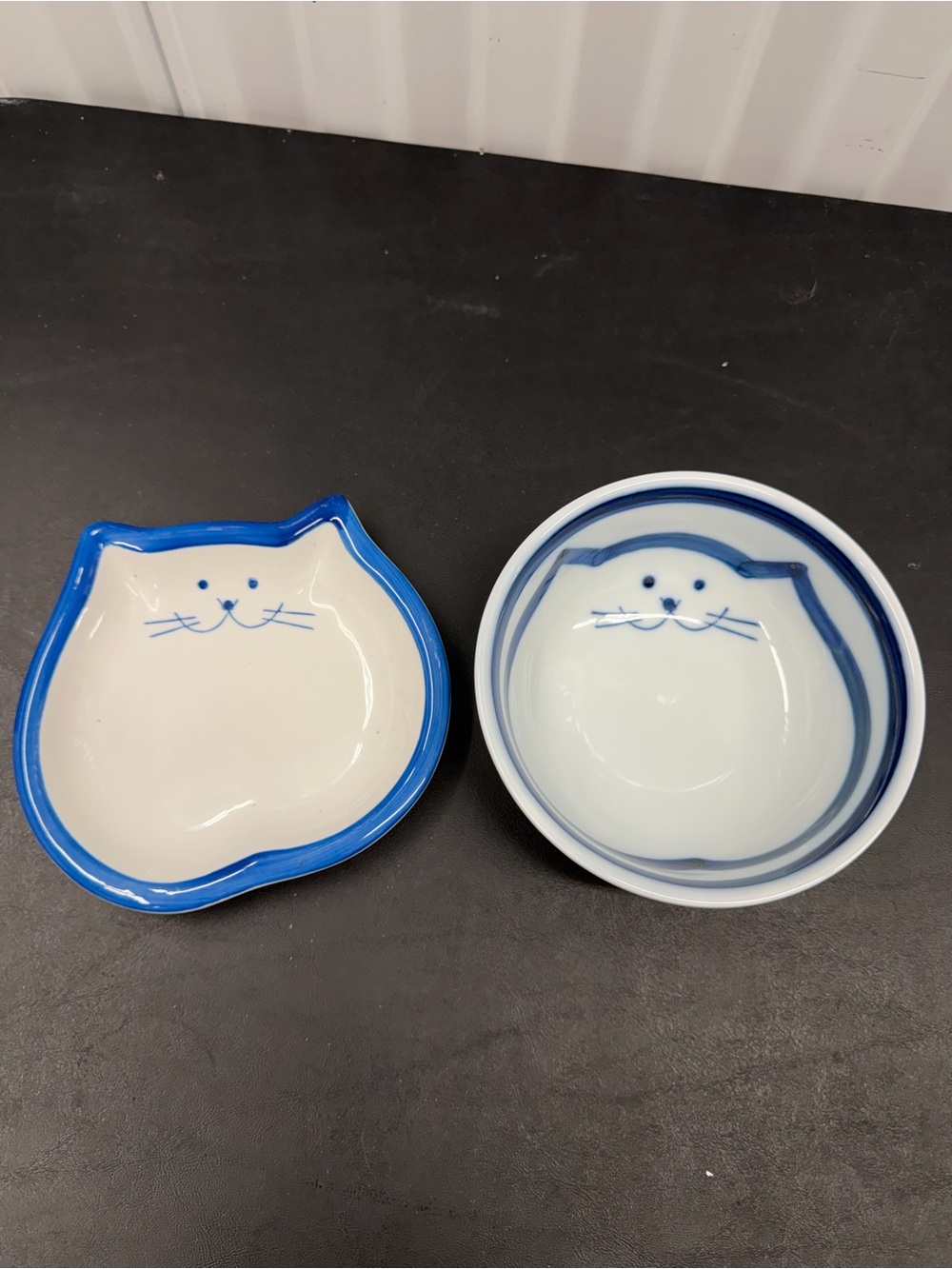 Coordinating Ceramic Cat Bowl and Plate Set Excellent Condition